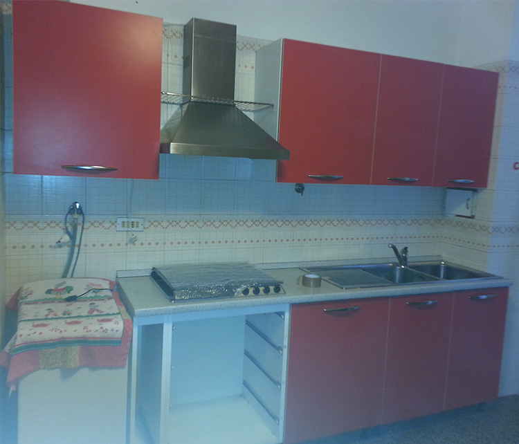 Gallery 4 - Traslochi a Savona traslochi pandolfo cucina1 prima - Traslochi a savona